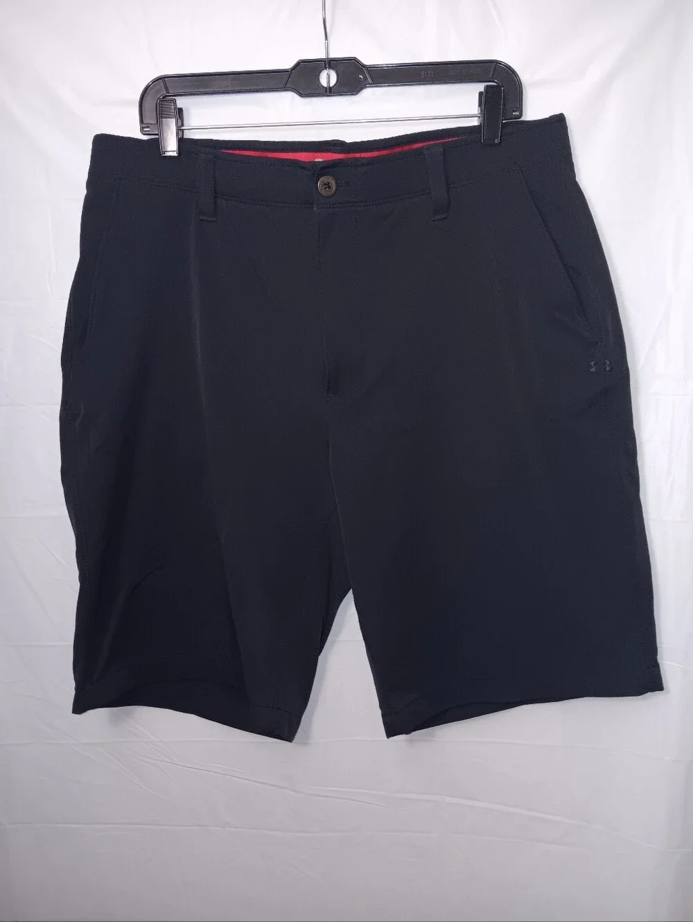 UNDER ARMOUR LIGHTWEIGHT CHINO PERFORMANCE GOLF SHORTS